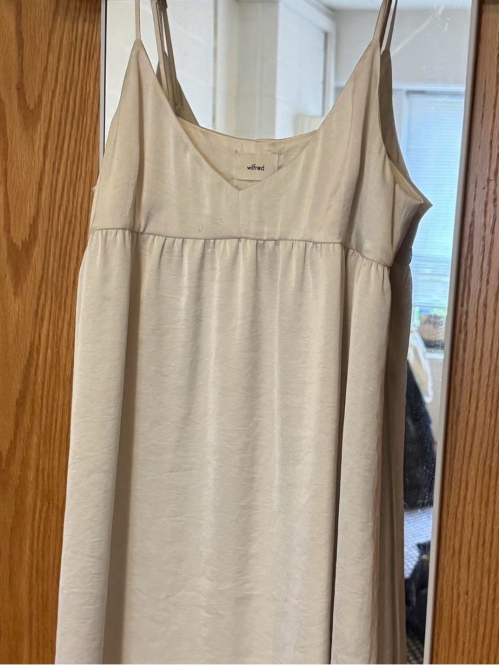 Wilfred Cream V-Neck Spaghetti-Strap Swing Camisole